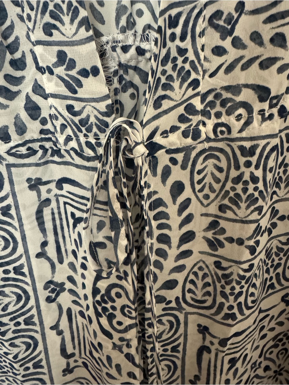 NWT LuLaRoe Breezy Duster Vest Large Blue White Tile Print Open Front Cover Up - Picture 4 of 6